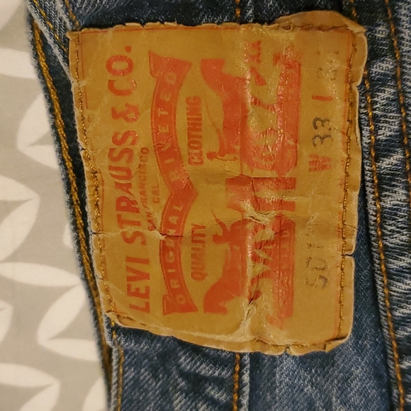 Levi's 501 Jeans - Picture 2 of 7
